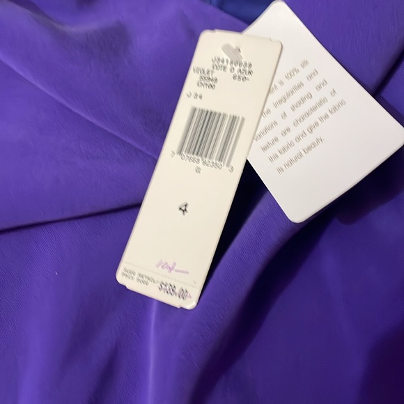 Dress - Picture 3 of 4